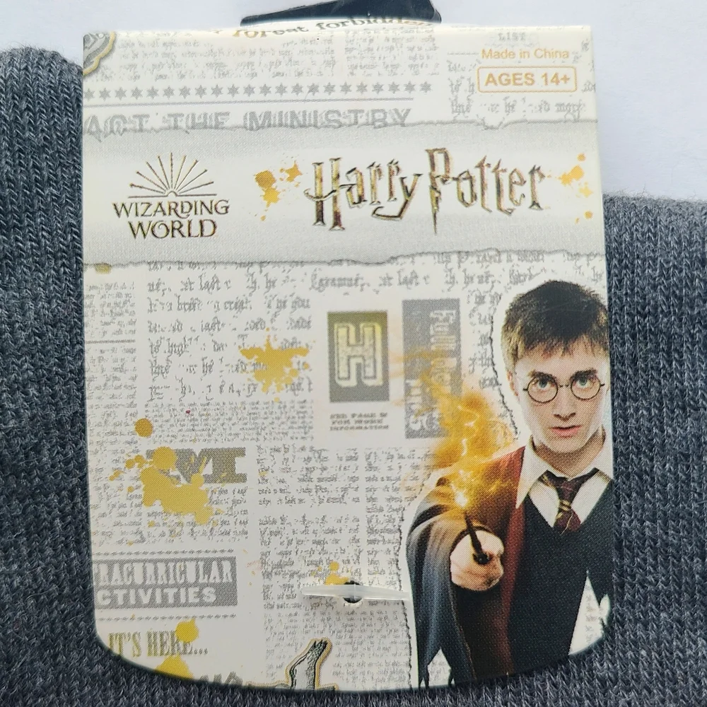 NWT Harry Potter Hufflepuff Socks - Picture 4 of 4